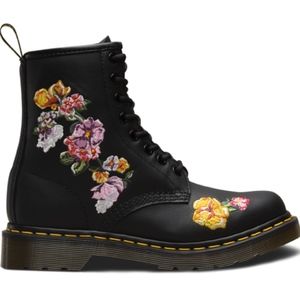Vonda II Dr. Marten's